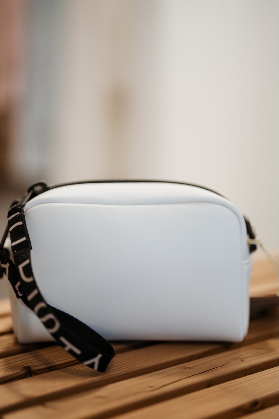 "Camera bag" rankinė maža/ balta spalva "Camera bag" rankinė maža/ balta spalva
