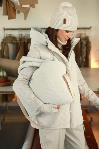 „Full moon“terba 3