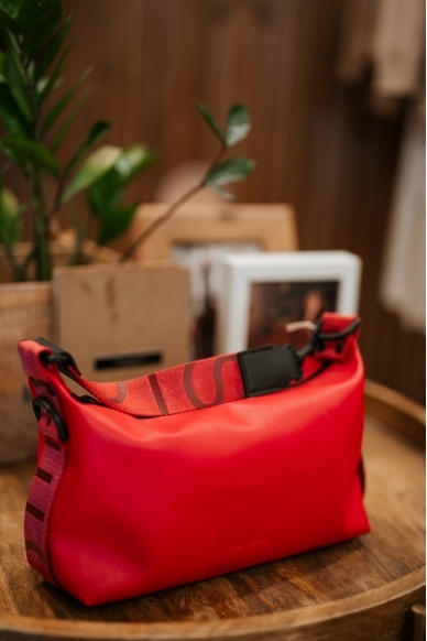 "Hobo bag" rankinė maža/ logo dirželis 1 "Hobo bag" rankinė maža/ logo dirželis 1