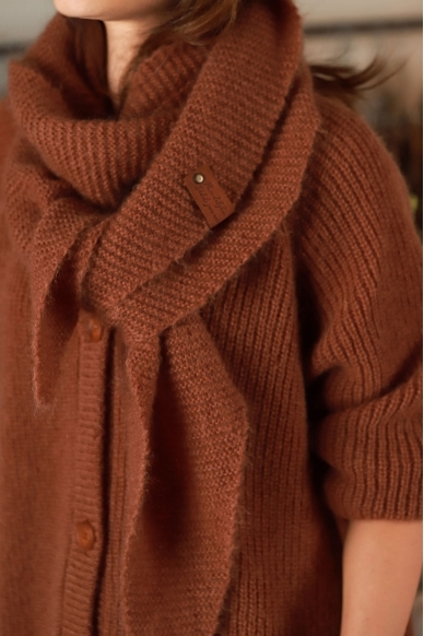 „Kaštainis“ šalikas „Kaštainis“ šalikas