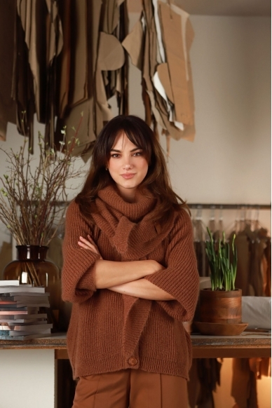 „Kaštainis“ šalikas 4 „Kaštainis“ šalikas 4