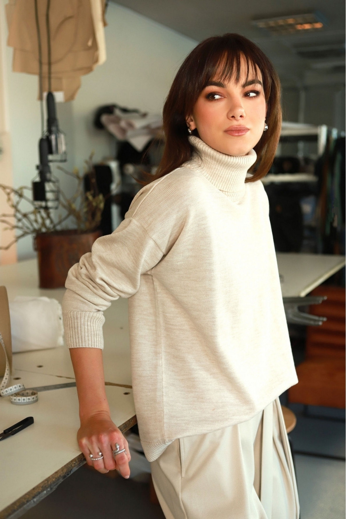 „Lordas“ ivory spalvos merino vilnos megztukas 1