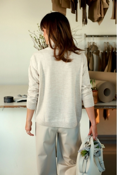 „Lordas“ ivory spalvos merino vilnos megztukas 2