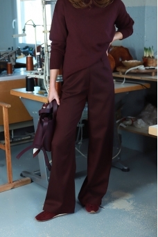 „Merlot“ plačios kelnės „Merlot“ plačios kelnės