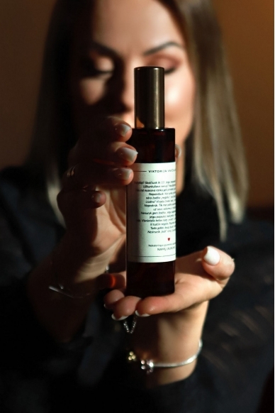 PURŠKIAMAS V&V NAMŲ KVAPAS „Kasdienybės taisyklės“ 2