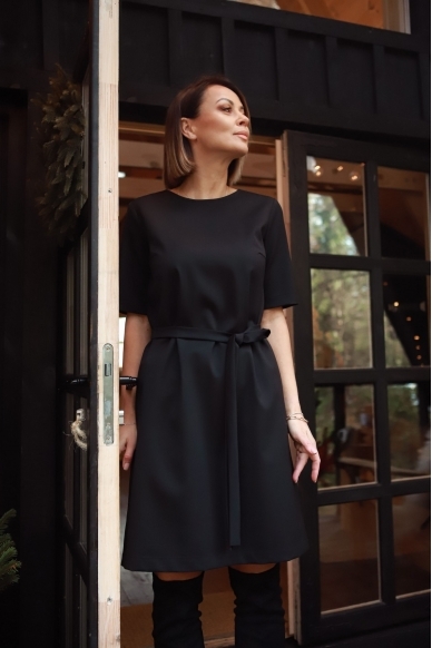 „Royal“ juoda maža suknelė 3
