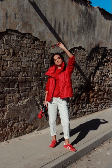 „Smart“ balti džinsai