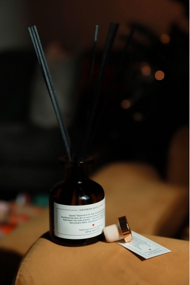 V&V NAMŲ KVAPAS SU LAZDELĖMIS „Kasdienybės taisyklės“ 1 V&V NAMŲ KVAPAS SU LAZDELĖMIS „Kasdienybės taisyklės“ 1