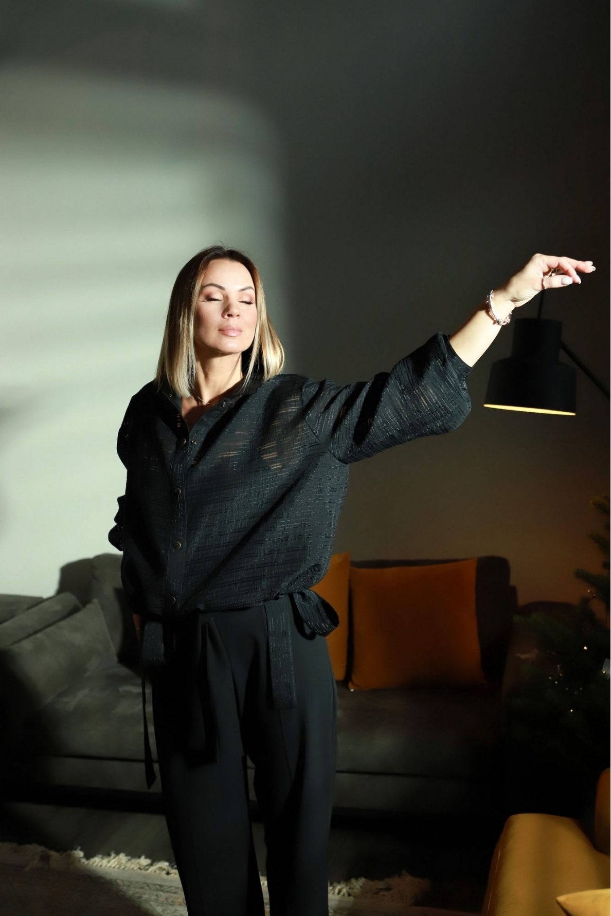 „Windcatcher“ juodas švarkelis 12